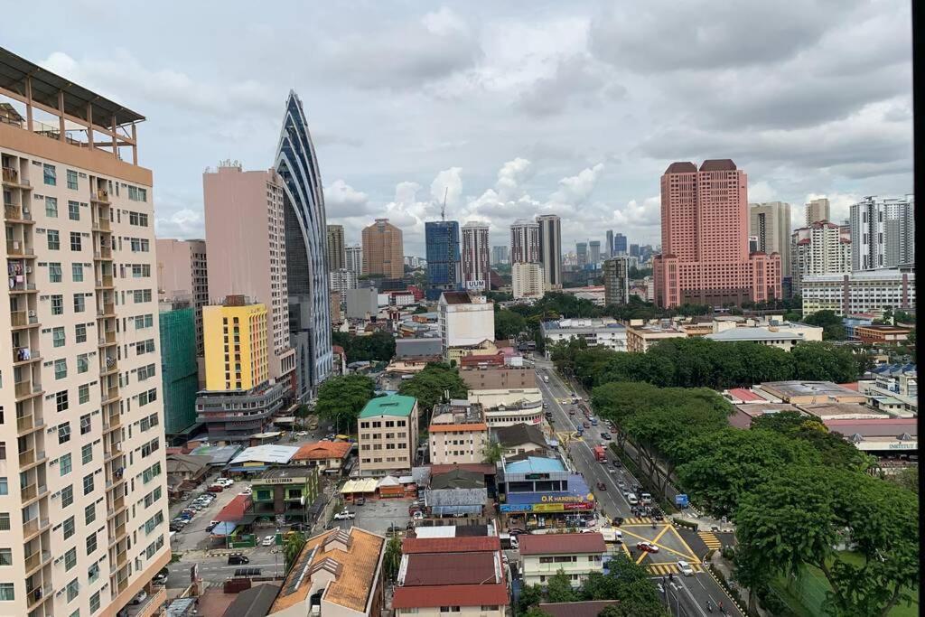 Menara Arina Uniti By Grabstay Kuala Lumpur Exterior foto